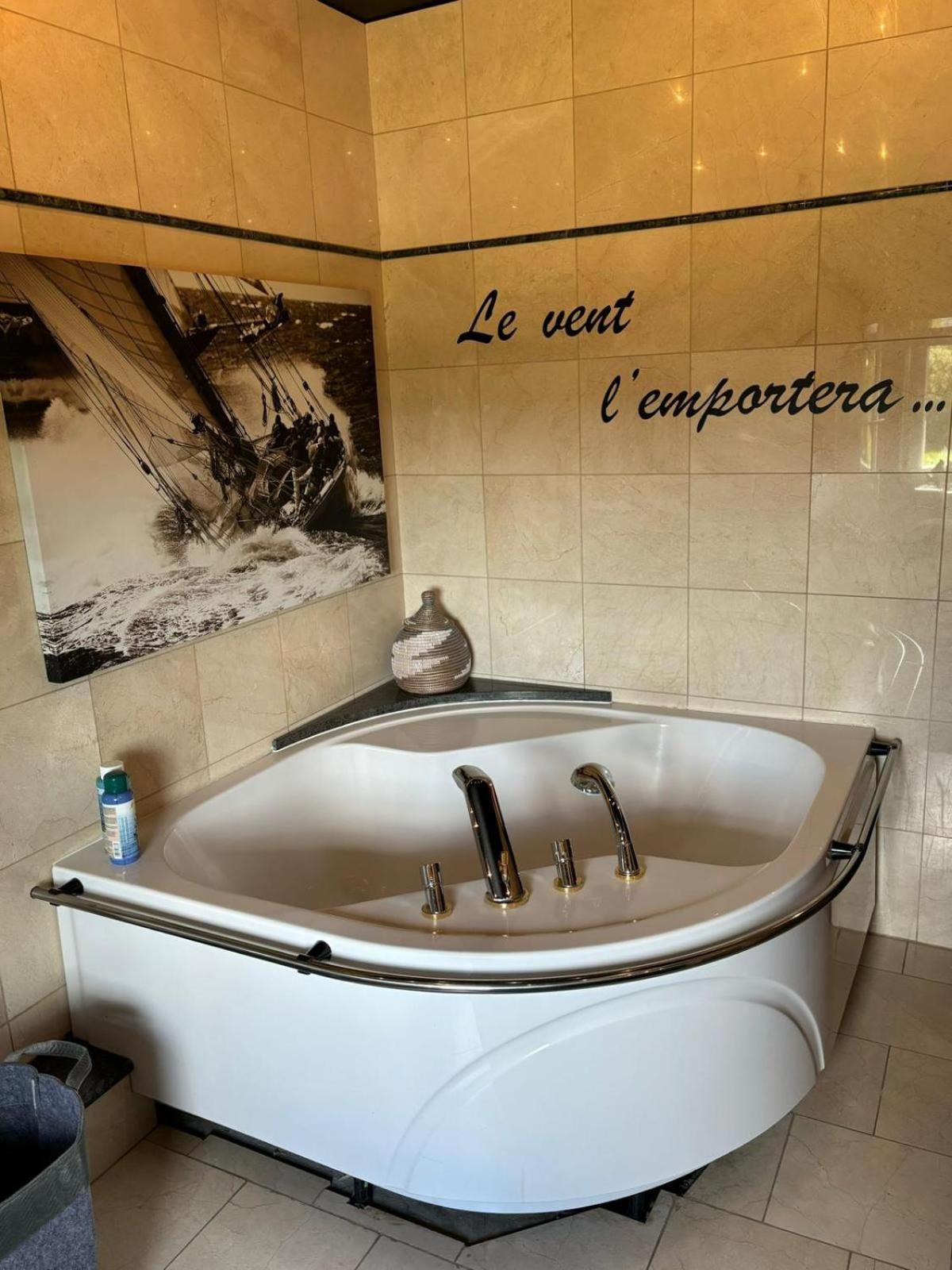 Le Clos Des Bansions 잘헤이 외부 사진